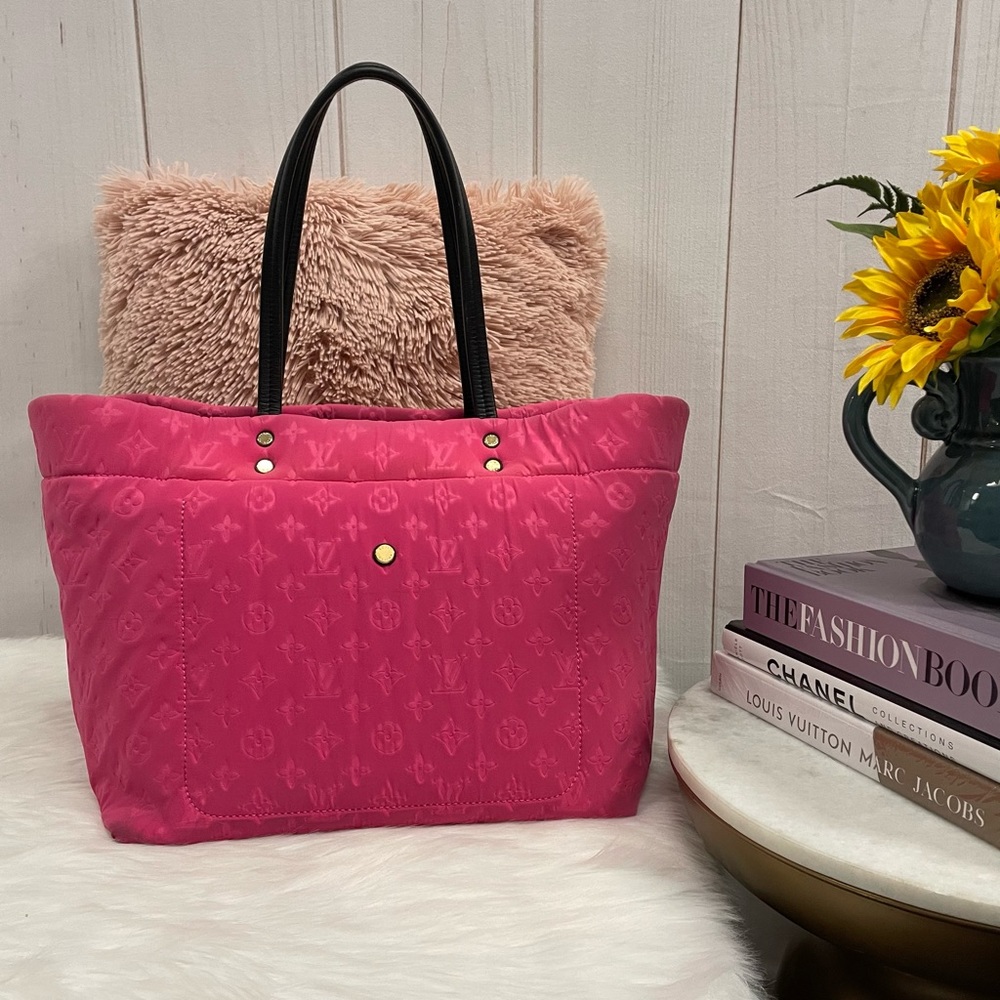 Louis Vuitton Pink Tote Bag - Picture 2 of 12